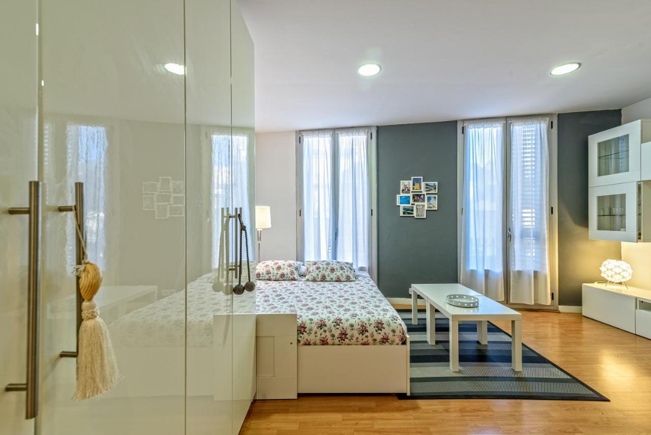 Loft En Badalona Centro Lägenhet Exteriör bild